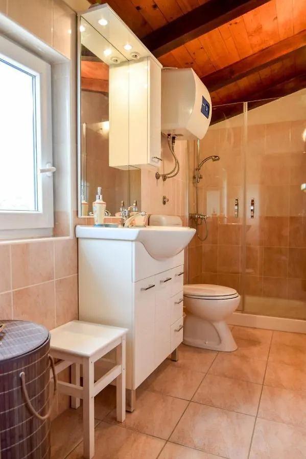 Apartman Bella Vista Veli Iz 0*,